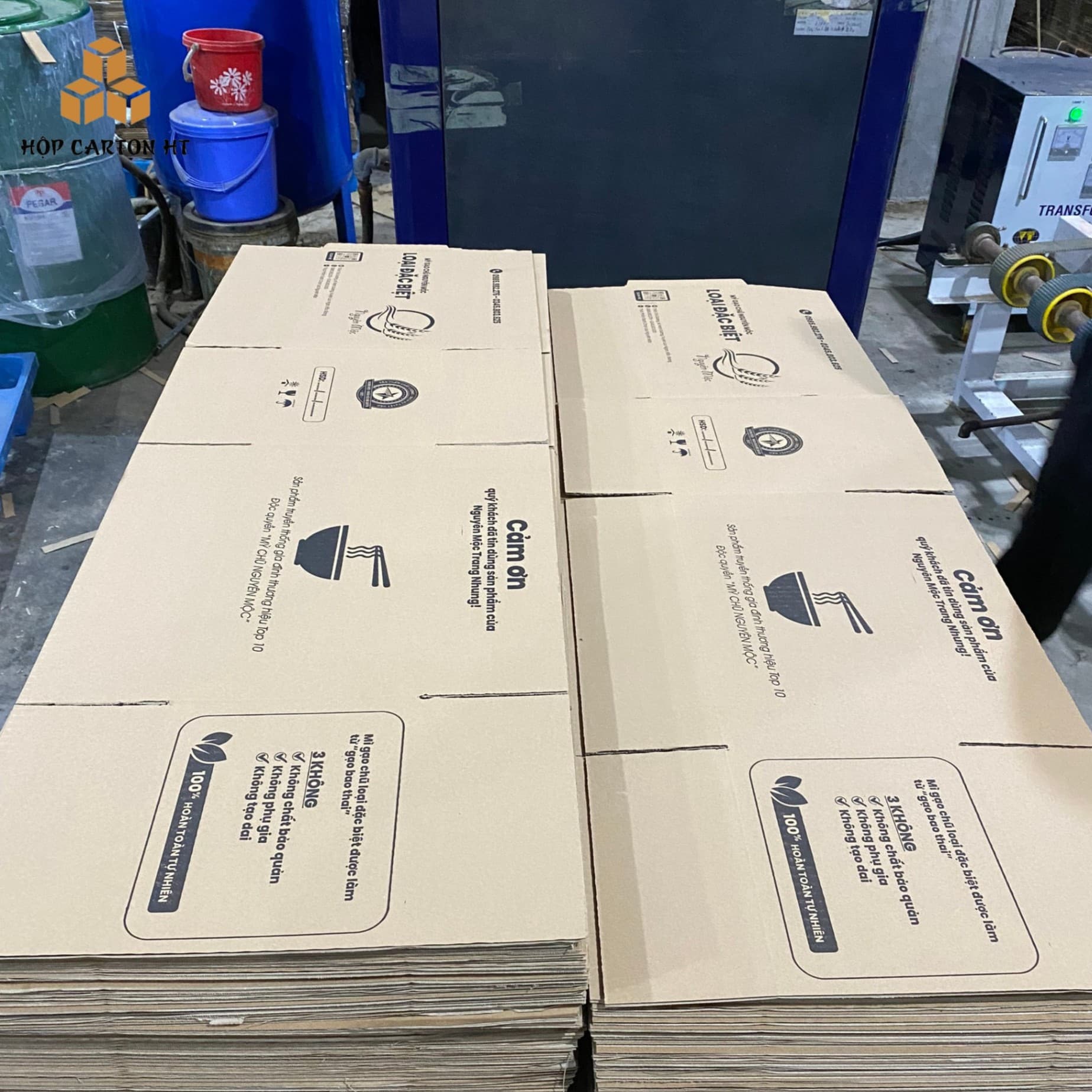 Hộp carton in theo yêu cầu xếp chồng